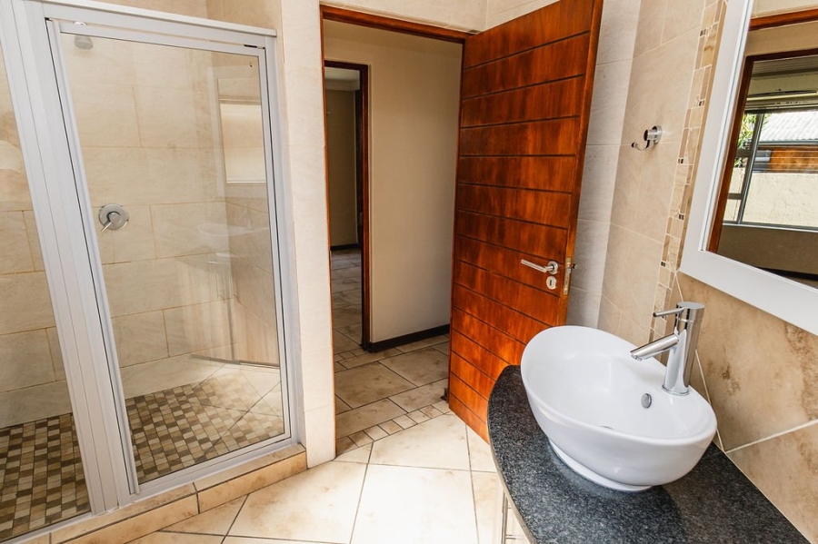 3 Bedroom Property for Sale in Langenhovenpark Free State